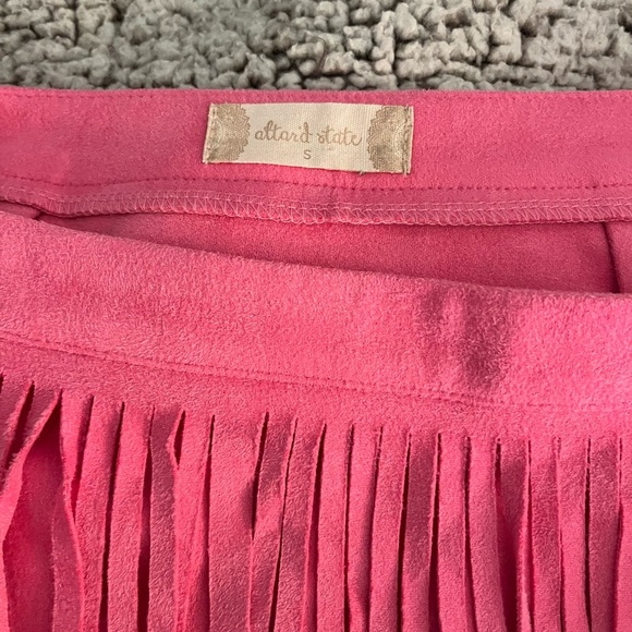 Altar’d State hot pink fringe skirt women’s size small - Picture 2 of 3